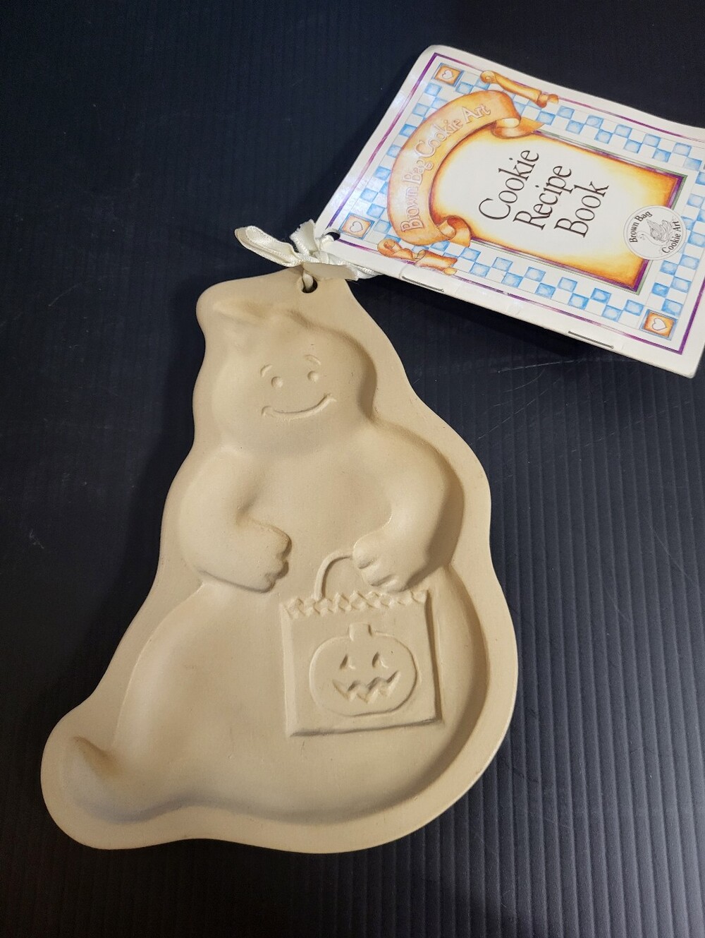 NWT Ghost Cookie Mold #1618-371